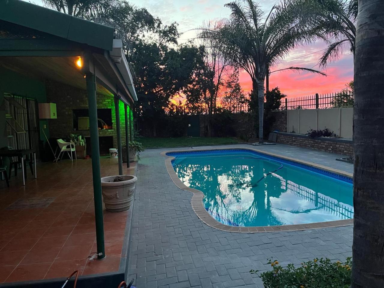 Oppi Draai Guesthouse Oudtshoorn Εξωτερικό φωτογραφία